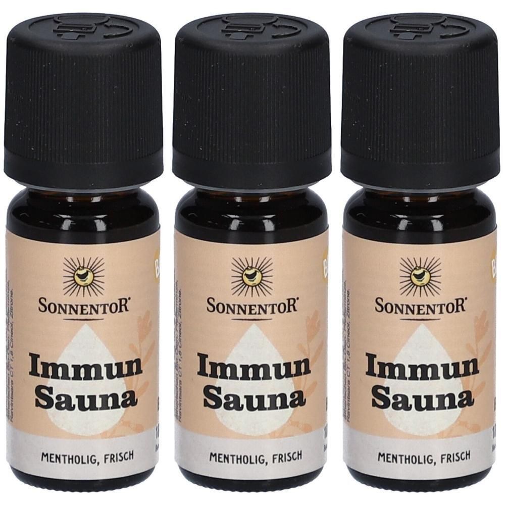 Drei kleine braune Glasflaschen mit schwarzen Deckeln. Auf den Etiketten steht "Sonnentor Immun Sauna".