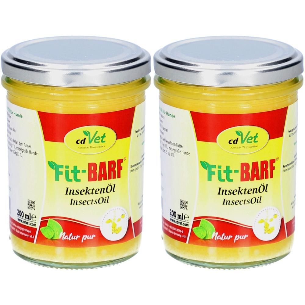 Zwei Gläser cdVet Fit-BARF Insektenöl für Hunde, 200 ml. Gelbes Öl, silberne Deckel.