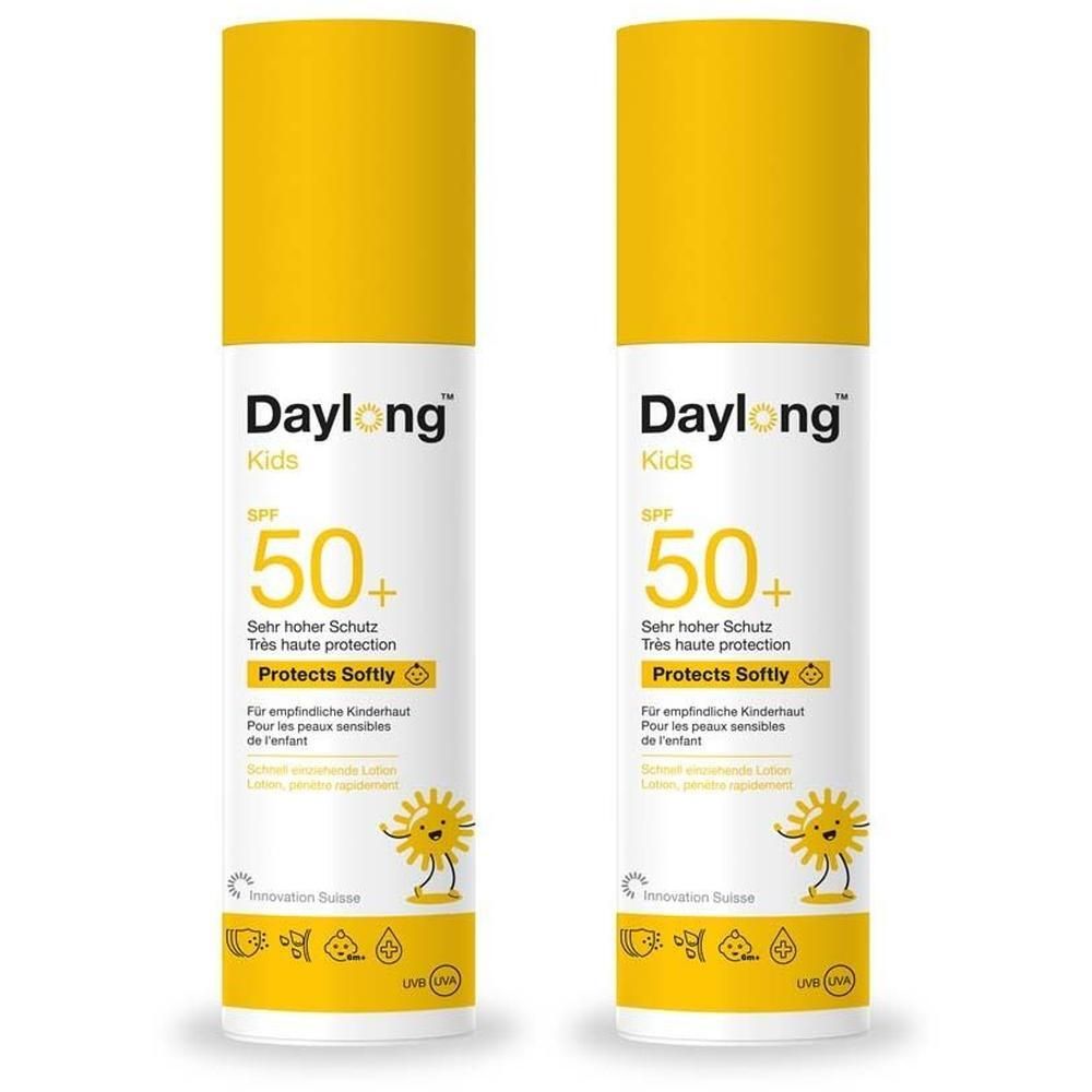 Zwei Flaschen DAYLONG KIDS Sonnenschutzmittel LSF 50+ mit gelben Verschlüssen und weißem Körper.