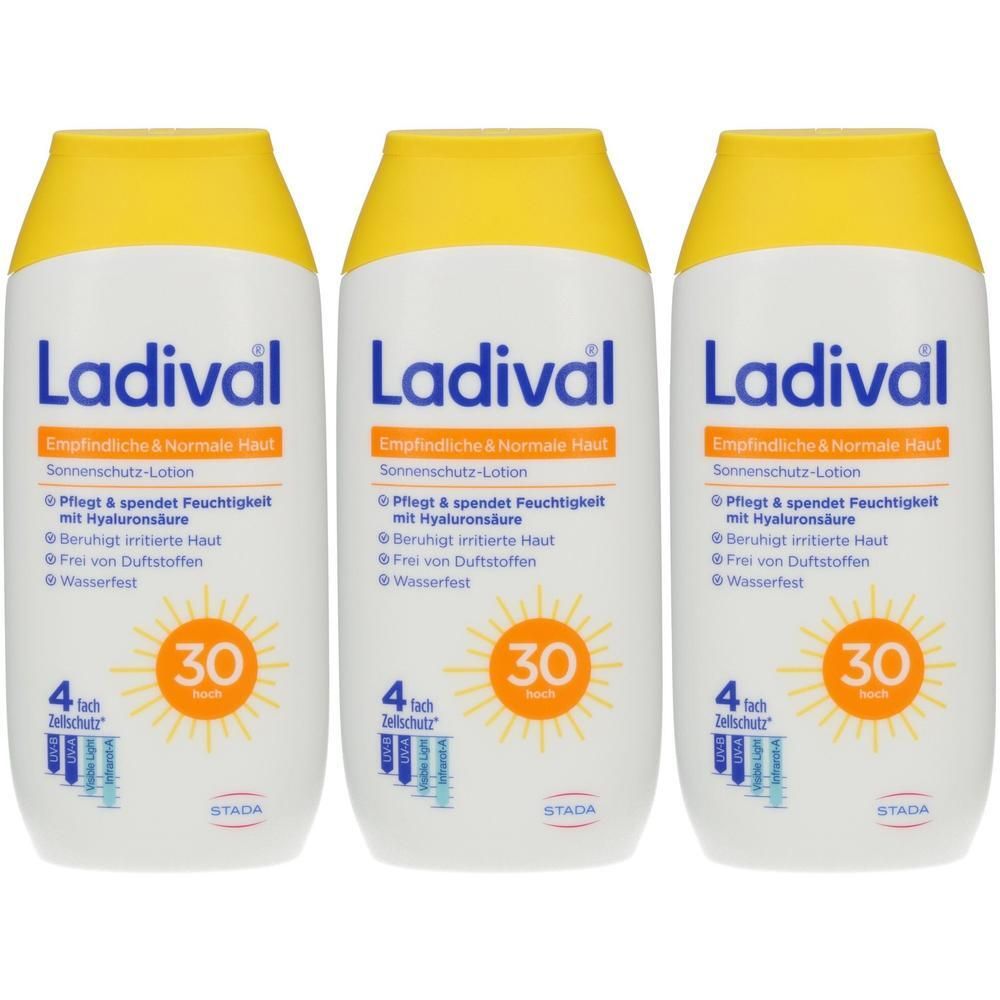 Drei Flaschen Ladival Sonnenschutz-Lotion mit LSF 30 für empfindliche und normale Haut. Weiße Flaschen mit gelben Verschlüssen.