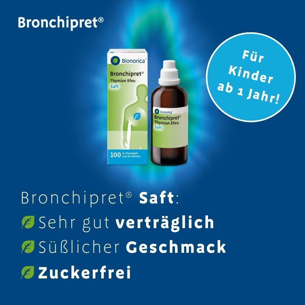 Bronchipret® Saft Schachtel und Flasche vor blauem Hintergrund. Kreis mit Text: Für Kinder ab 1 Jahr! Text: Sehr gut verträglich, Süßer Geschmack, Zuckerfrei.
