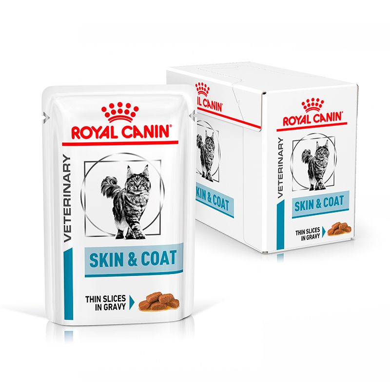 Packung ROYAL CANIN® Veterinary SKIN & COAT Katzenfutter mit einer einzelnen Packung und einer Kartonverpackung.