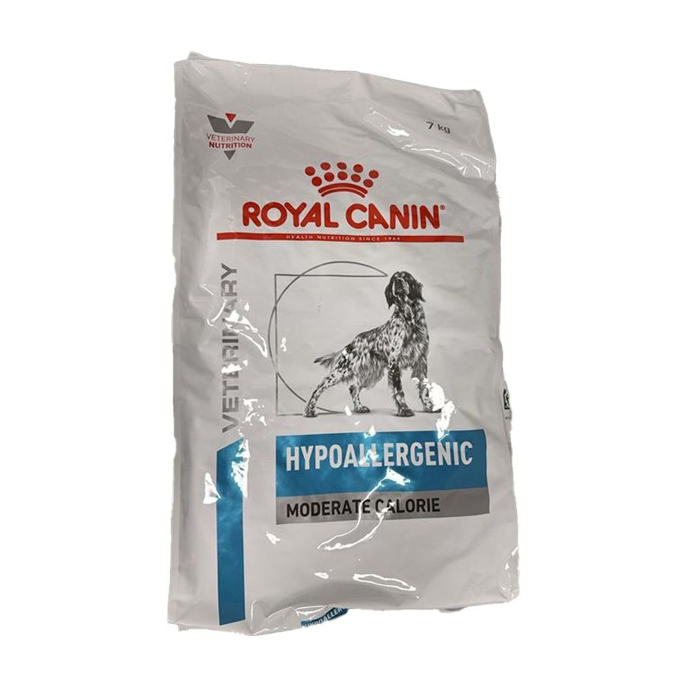 Royal Canin Hypoallergenic Moderate Calorie Hundefutter. 7 kg Beutel mit Hundebild.