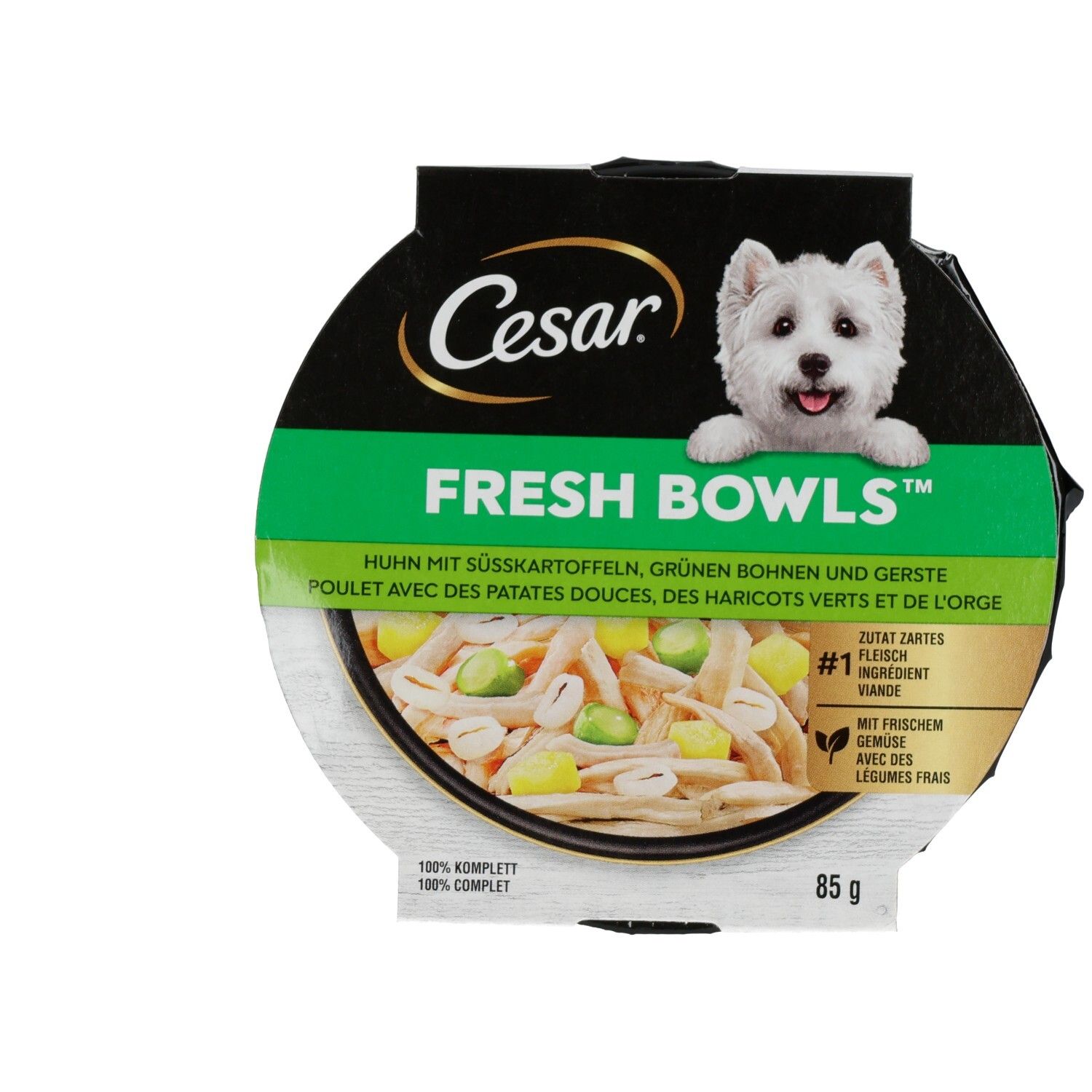 Cesar Fresh Bowls Huhn mit Süßkartoffeln, grünen Bohnen und Gerste. Hundefutter in einer Schale.