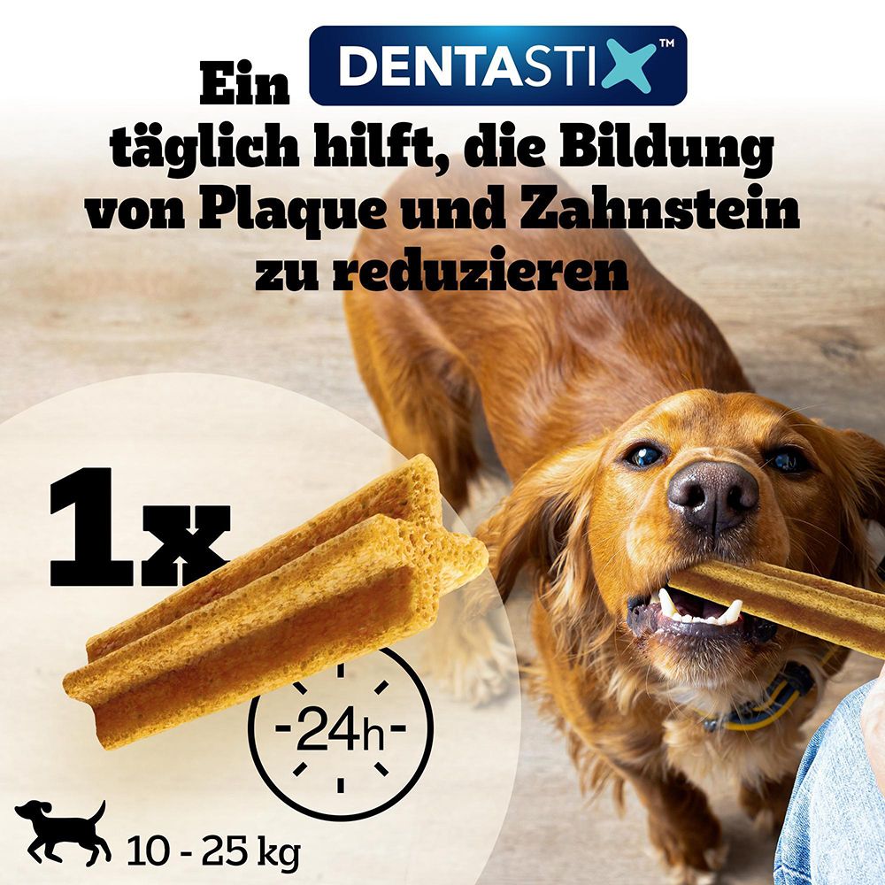 Ein Denta Stix täglich hilft, Plaque und Zahnstein zu reduzieren. Für Hunde von 10-25 kg. Zwei Sticks im Fokus.