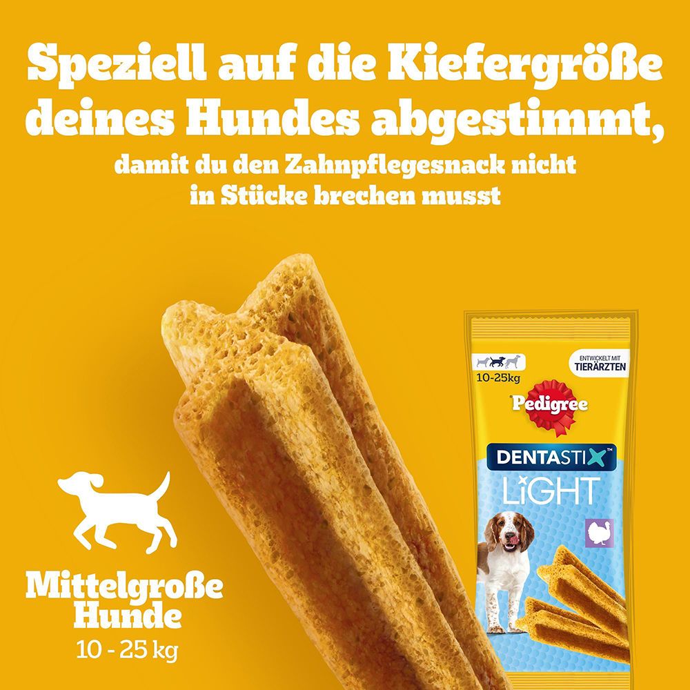 Speziell für mittelgroße Hunde (10-25 kg) abgestimmt. Kein Brechen des Zahnpflegesnacks nötig. Zwei Sticks im Fokus.
