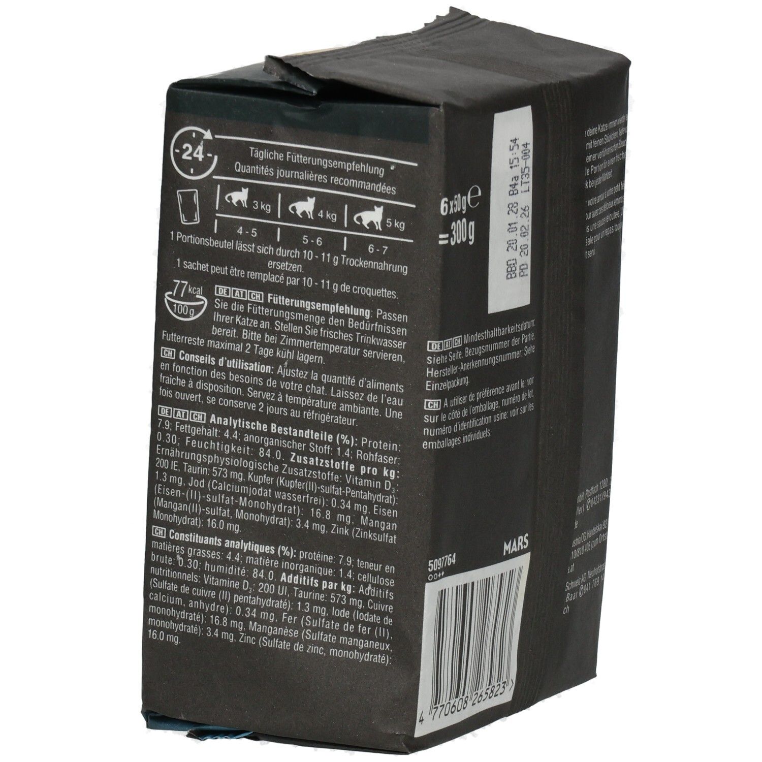Sheba Fresh & Fine Katzennahrung in Sauce, 6x50g. Rückseite mit Barcode und Haltbarkeitsdatum.