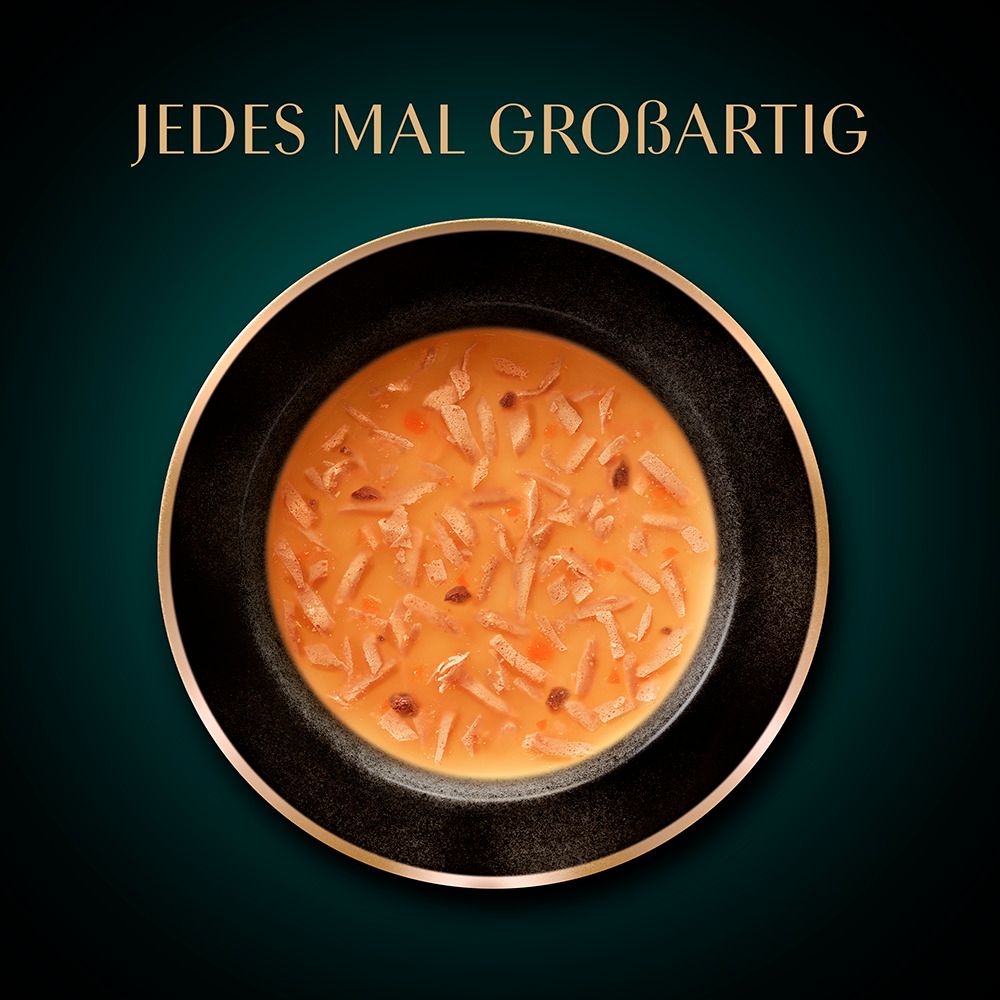 Sheba Classic Soup: Nahaufnahme einer Schale mit Thunfischsuppe.