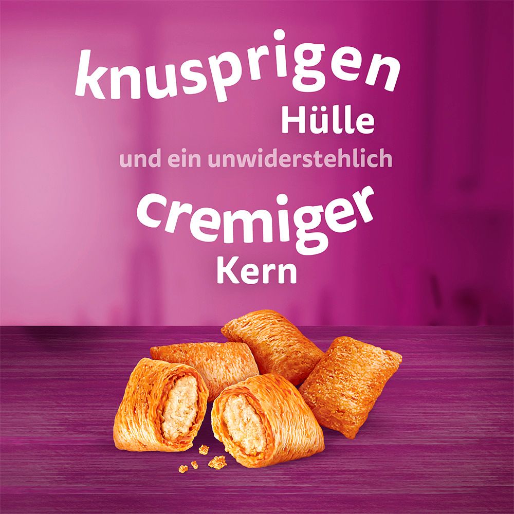 Knusprige Hülle und cremiger Kern von Whiskas Knuspertaschen.