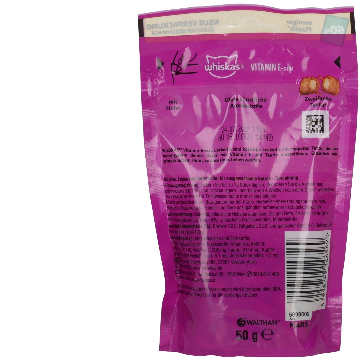 Whiskas Vitamin E-xtra Katzenleckerlis mit Huhn in violetter Verpackung, 50g.