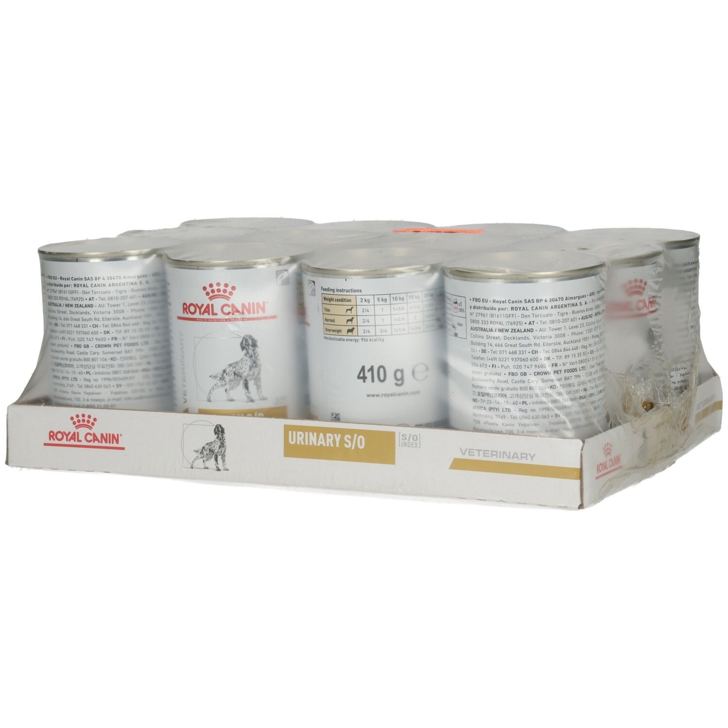Sechs Dosen Royal Canin Urinary S/O Hundefutter auf einer Kartonunterlage, verpackt in Folie.