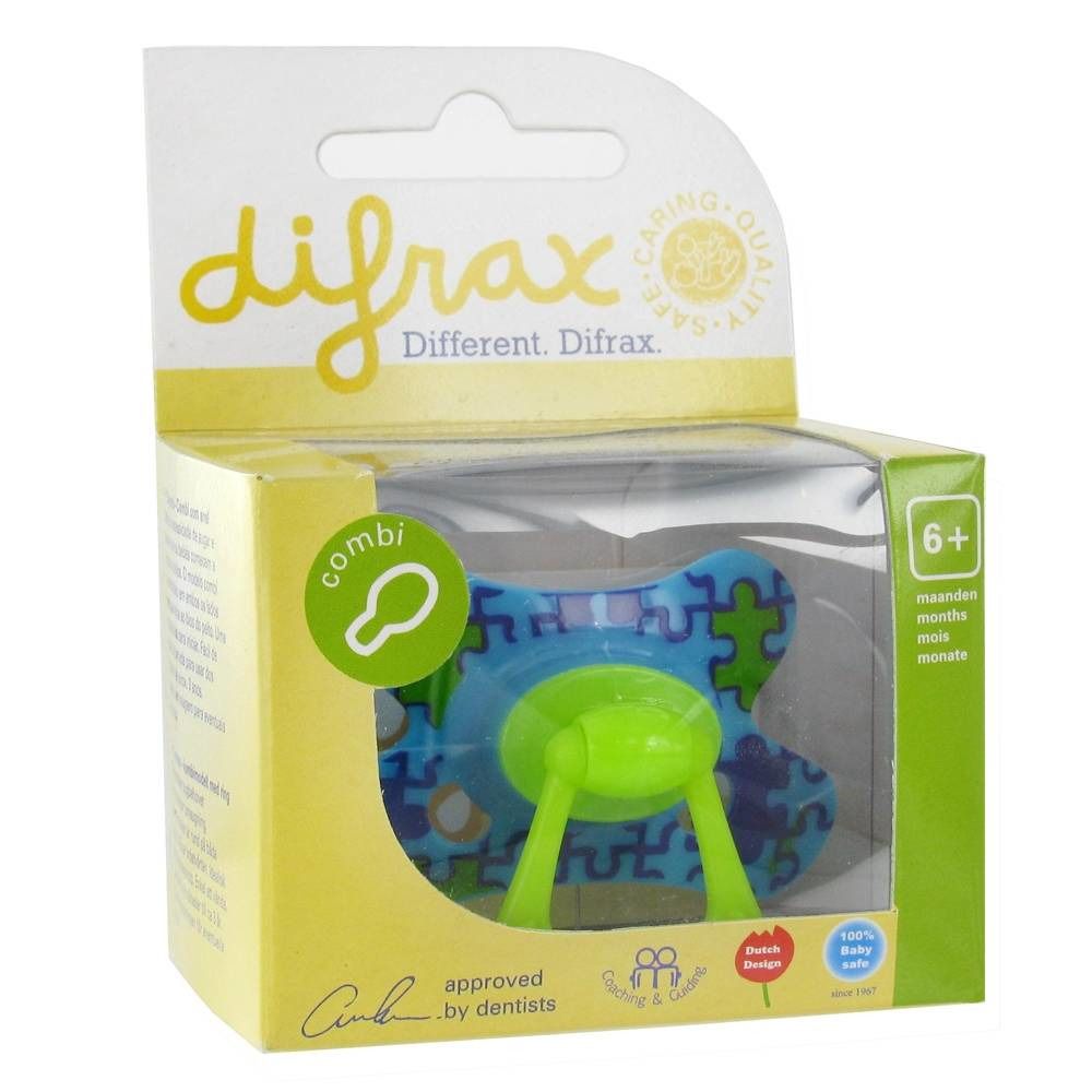 Schnuller in Verpackung. Blau-grünes Muster, grünes Mundstück, grüner Ring. Altersempfehlung: 6+ Monate. Marke: difrax.