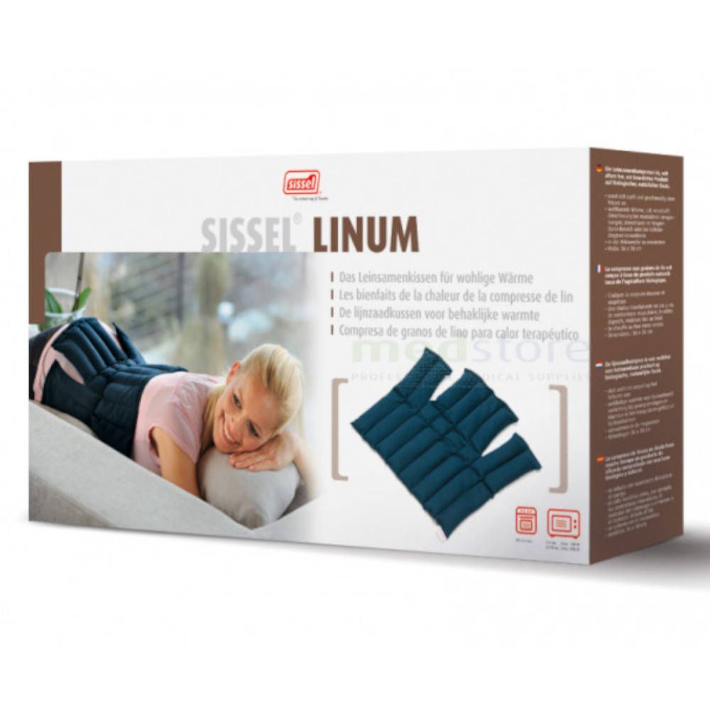Verpackung mit Sissel Linum Wärmekissen. Abgebildet: Frau auf Liege mit Kissen, blaues Kissen, Produktname.