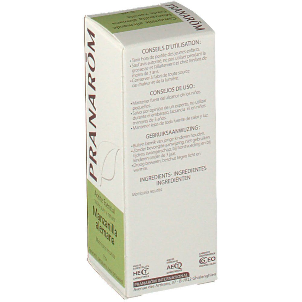 Karton von PRANAROM. Aufschrift: Manzanilla alemana, Kamille. Grün-weiße Verpackung mit Produktinformationen.