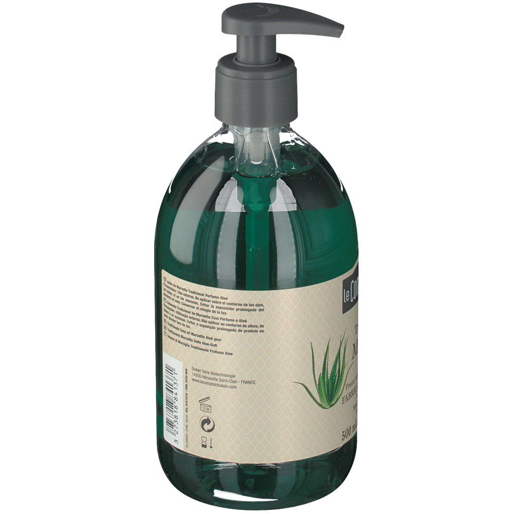 Grüne Flüssigseife in einer Flasche mit Pumpe. Rückseite mit Text und Etikett. Marke: Le Comptoir du Bain.