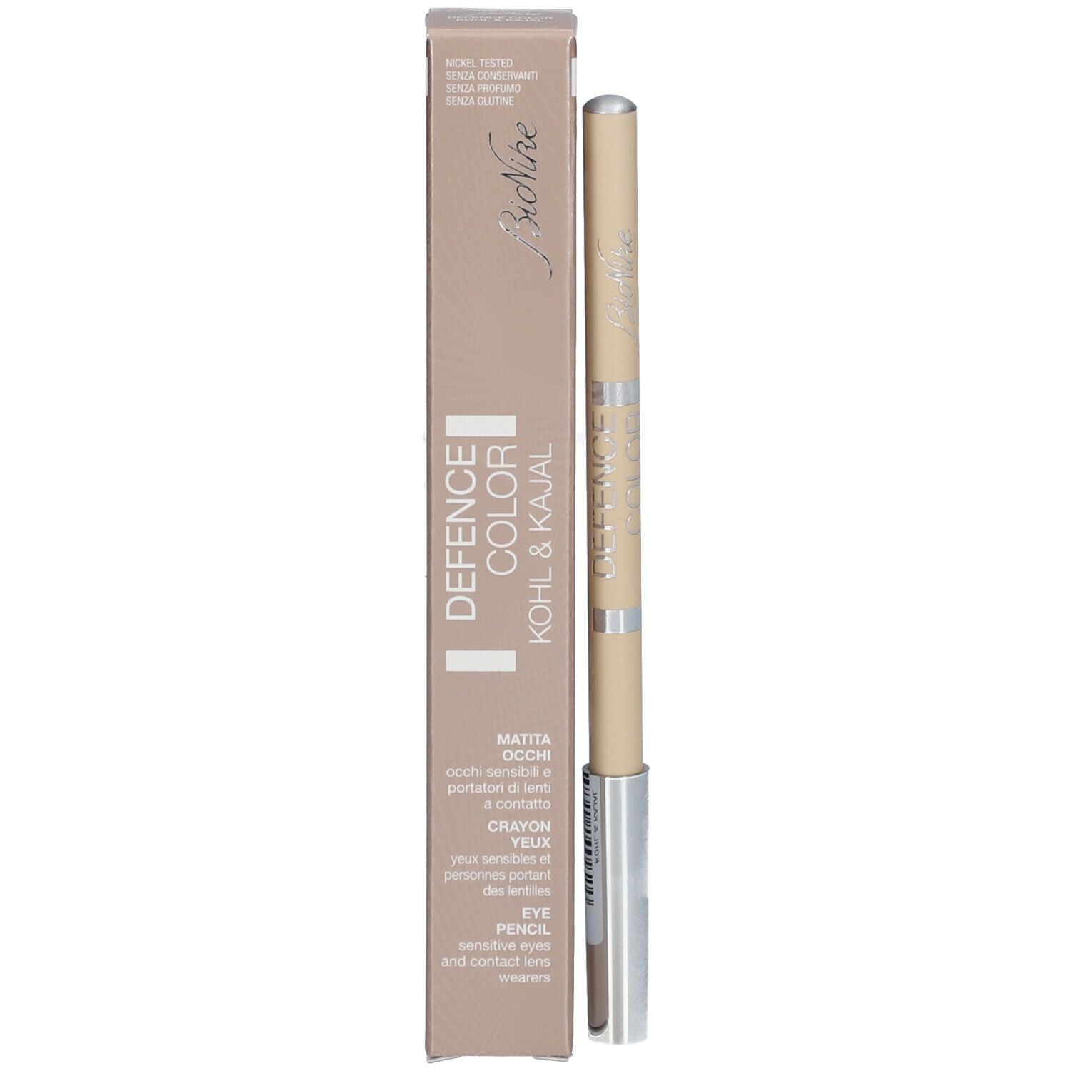 Beigefarbener Augenstift und Verpackung. Verpackung mit Produktnamen und Markennamen. Stift mit silbernen Akzenten.
