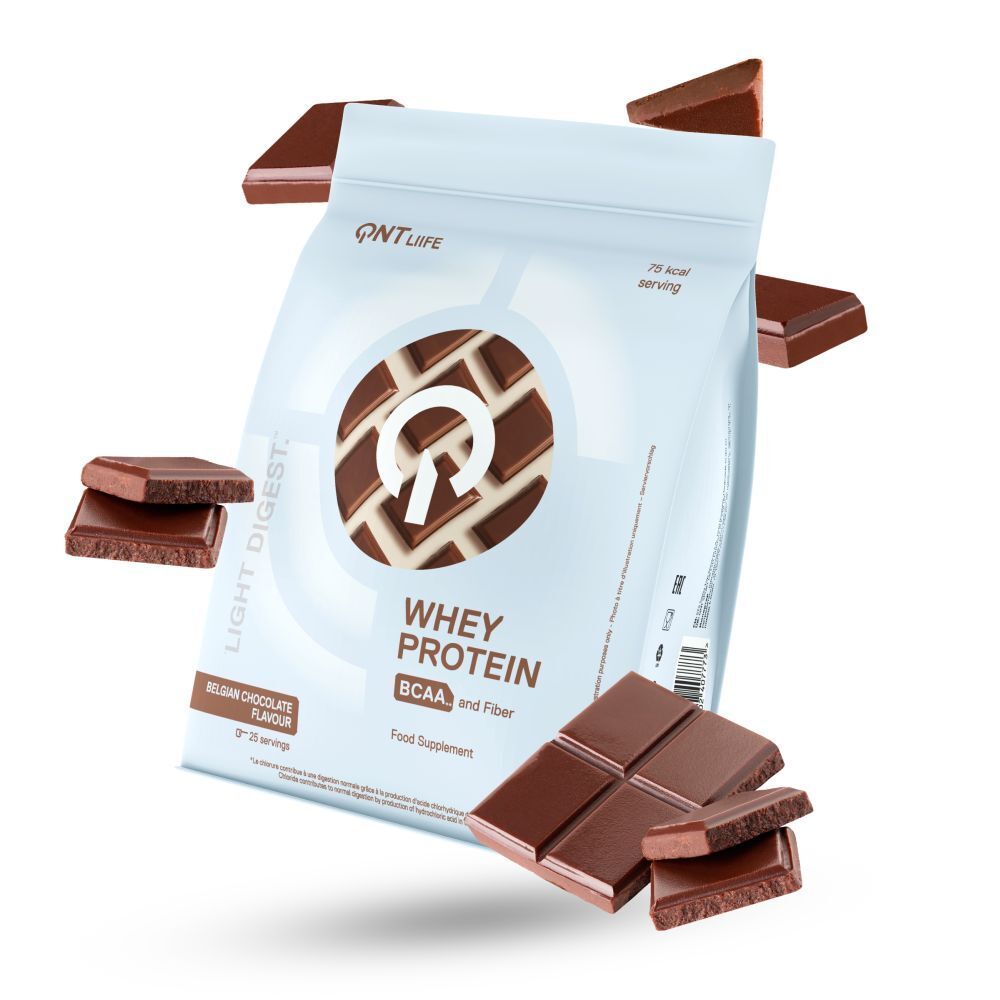 Beutel mit Whey Protein, Schokoladenstücke. Aufschrift: QNT LIFE, Light Digest, Whey Protein, BCAA and Fiber, Belgian Chocolate Flavour.