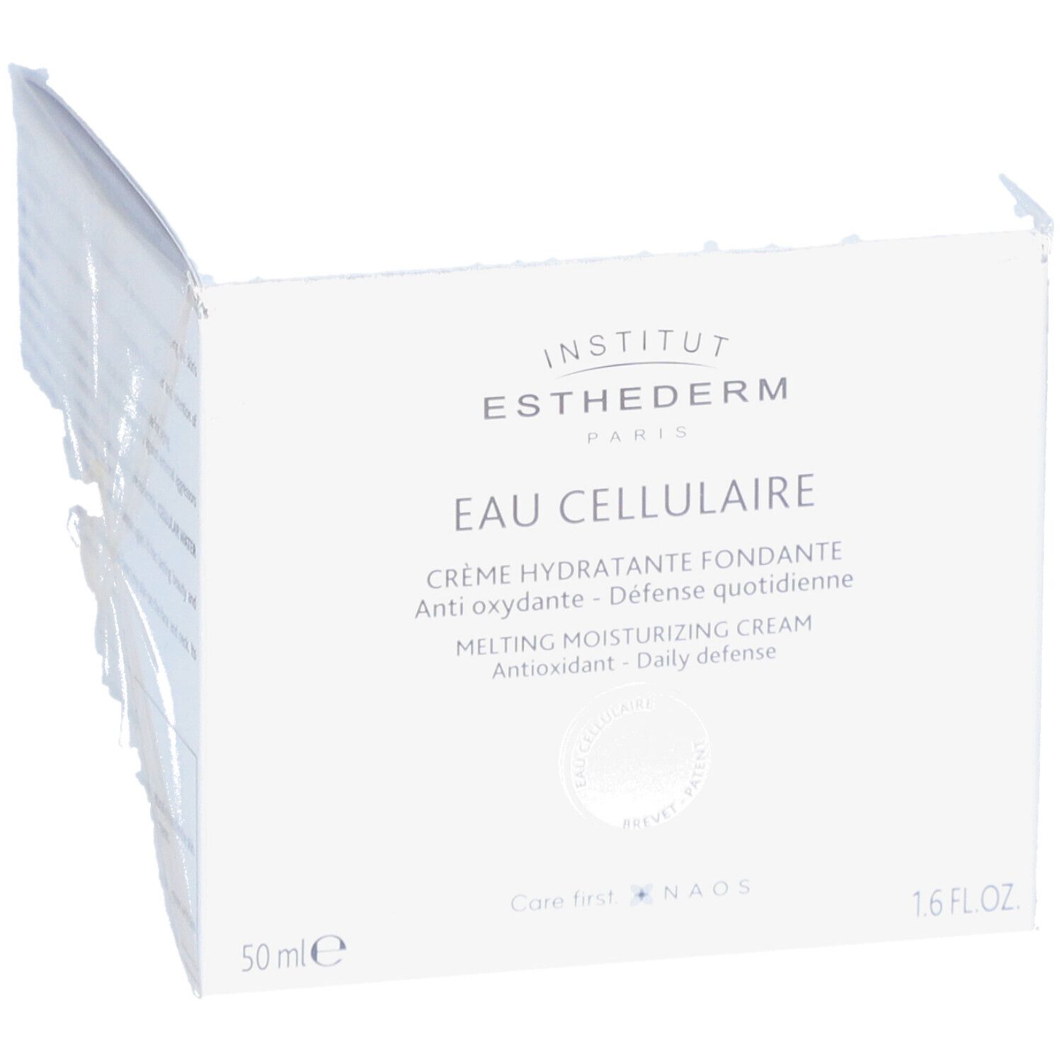 Weiße Schachtel mit INSTITUT ESTHEDERM Logo und Produktnamen. Text: EAU CELLULAIRE, Crème hydratante fondante.
