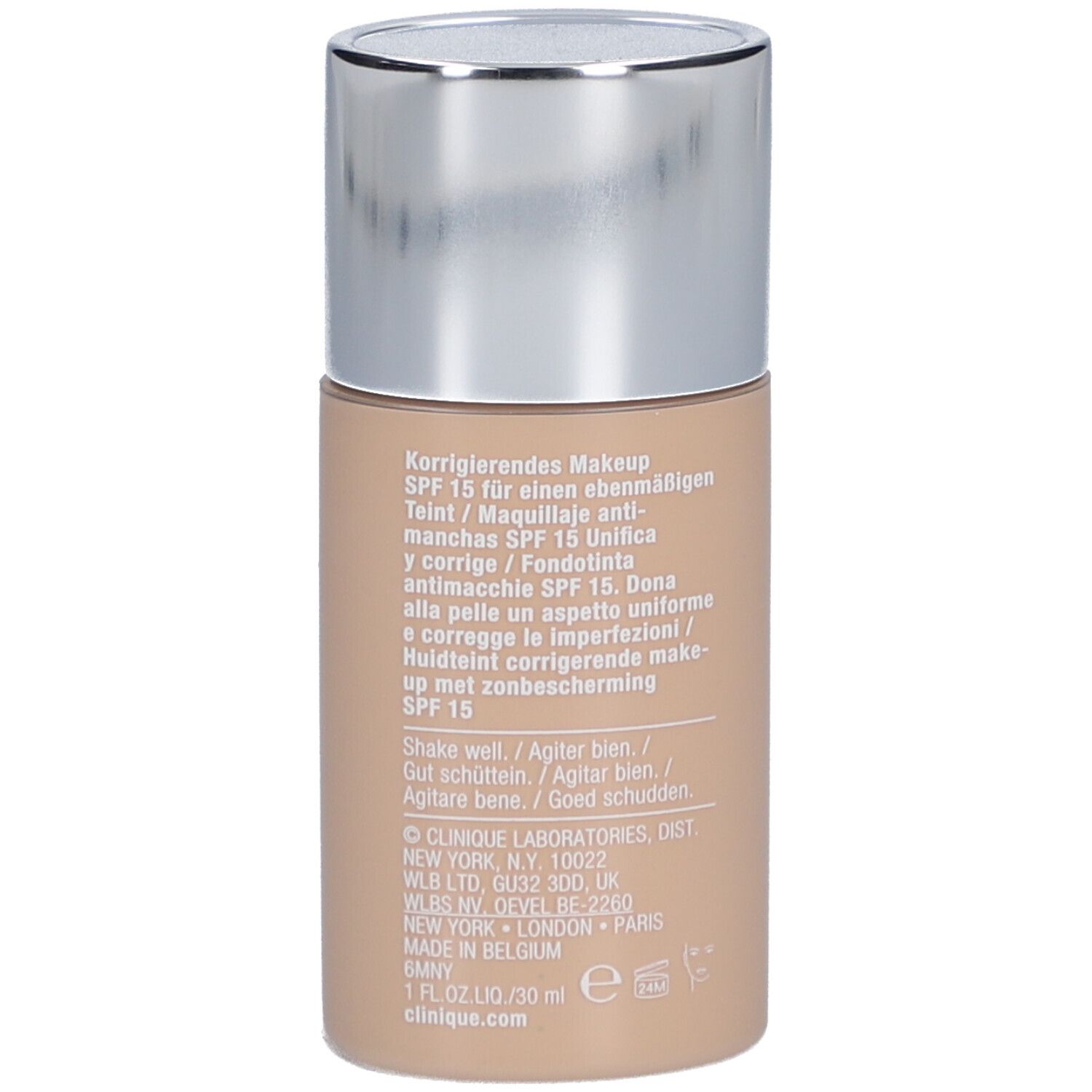 Rückseite der Clinique Even Better Fond de Teint SPF 15 Flasche. Text mit Produktinformationen und Herstellerangaben.
