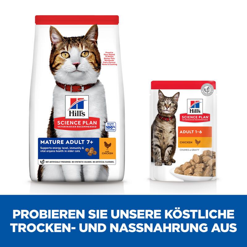 Katzenfutterbeutel und -beutel. Aufschrift: Hill's Science Plan Mature Adult 7+ mit Huhn. Text: Probieren Sie Trocken- und Nassnahrung aus.