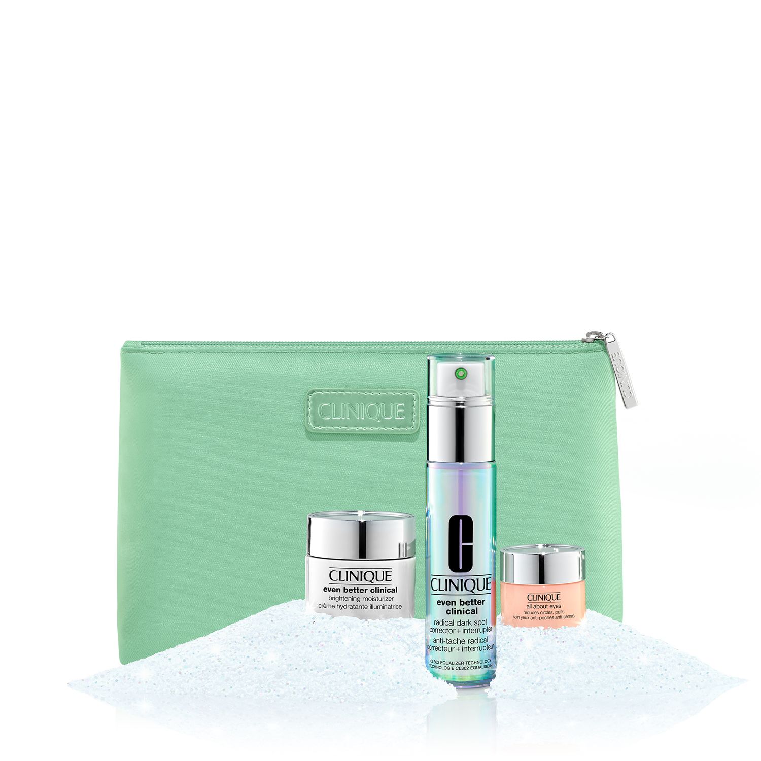 Clinique Even Tone Experts Set. Enthält eine grüne Kosmetiktasche, drei Tiegel und Flaschen. Aufschrift: CLINIQUE, Even Better Clinical.
