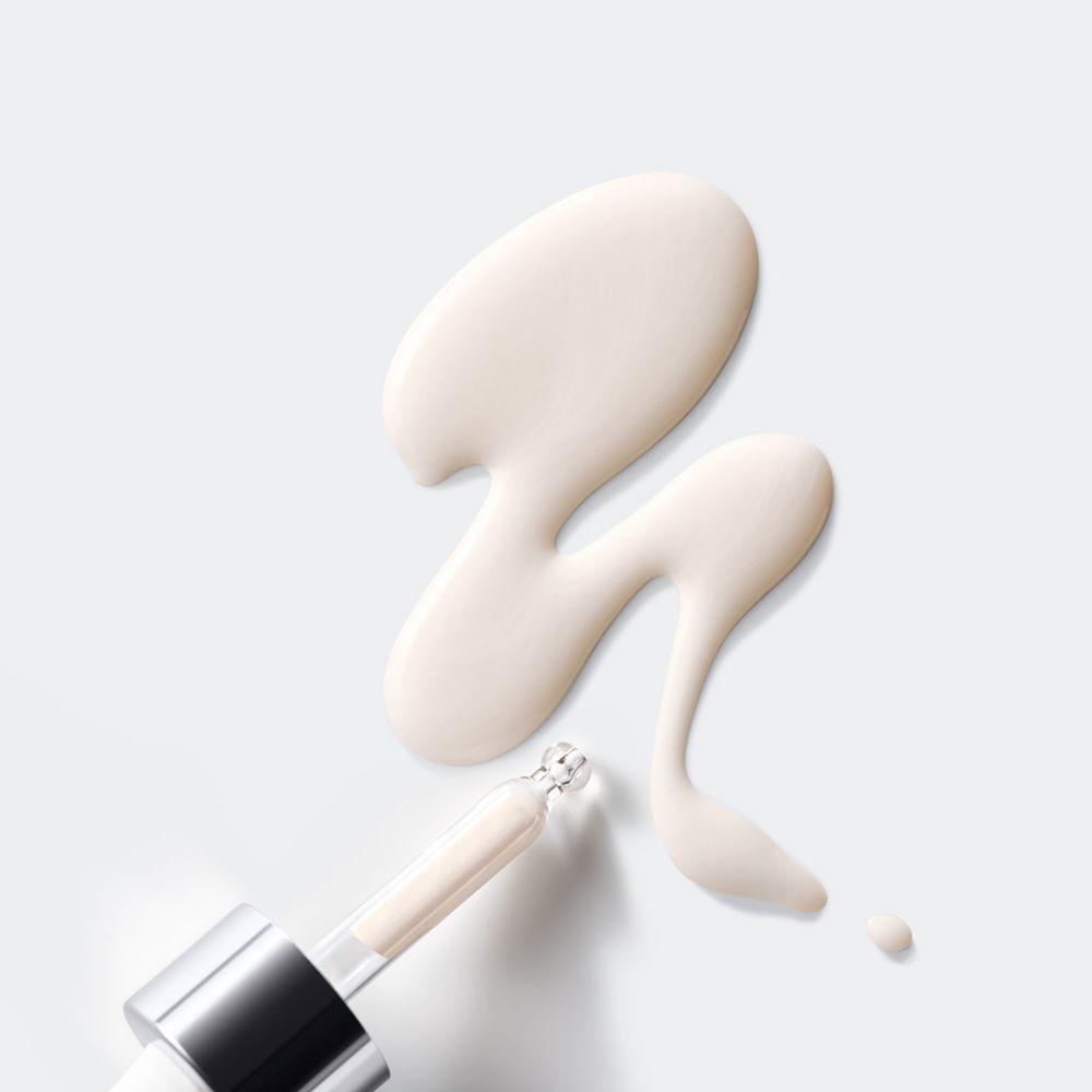 Flüssigkeitstropfen und Tropfer. Flüssigkeit ist hellbeige. Tropfer mit silbernem Hals.