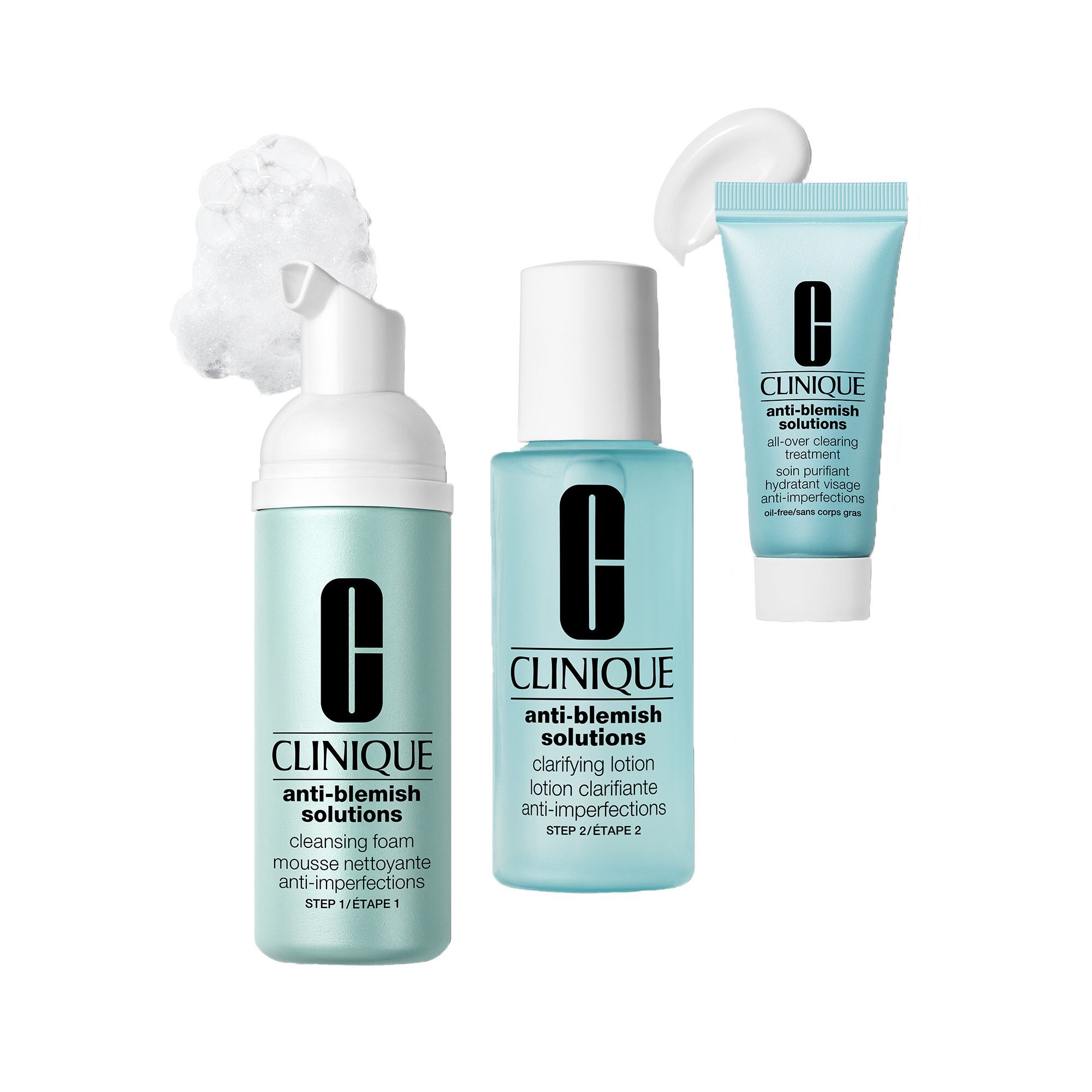 Drei Clinique Anti-Blemish Produkte: Reinigungsschaum, Lotion und Creme. Hellblaue Flaschen und Tube.