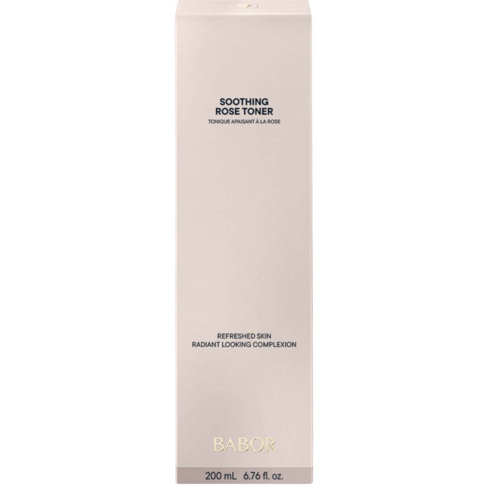 Weiße, längliche Verpackung. Aufschrift BABOR. Text: SOOTHING ROSE TONER. 200 ml. Weißer Hintergrund.