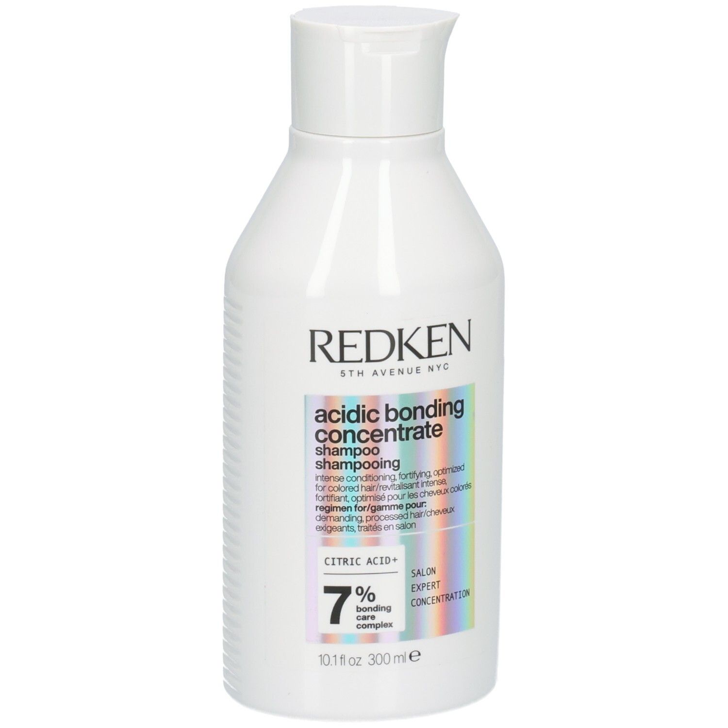 Weiße Shampoo-Flasche. Aufkleber mit Produktnamen und Inhaltsangaben. Marke: Redken. 300ml.