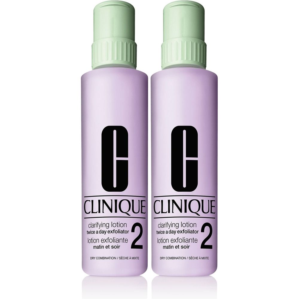 Zwei Flaschen CLINIQUE Clarifying Lotion 2. Flaschen sind helllila mit grünen Deckeln. Schwarzes Logo und Text.