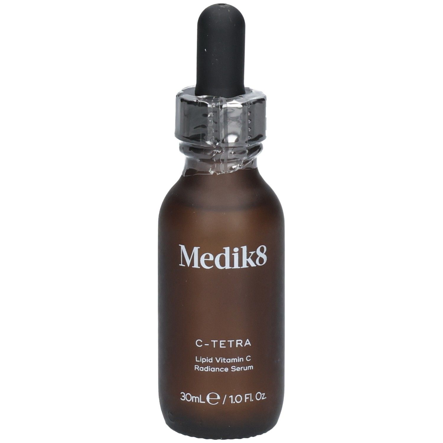 Medik8 C-Tetra Serum: Braune Glasflasche mit Pipettenverschluss. Enthält 30ml/1.0 Fl. Oz.