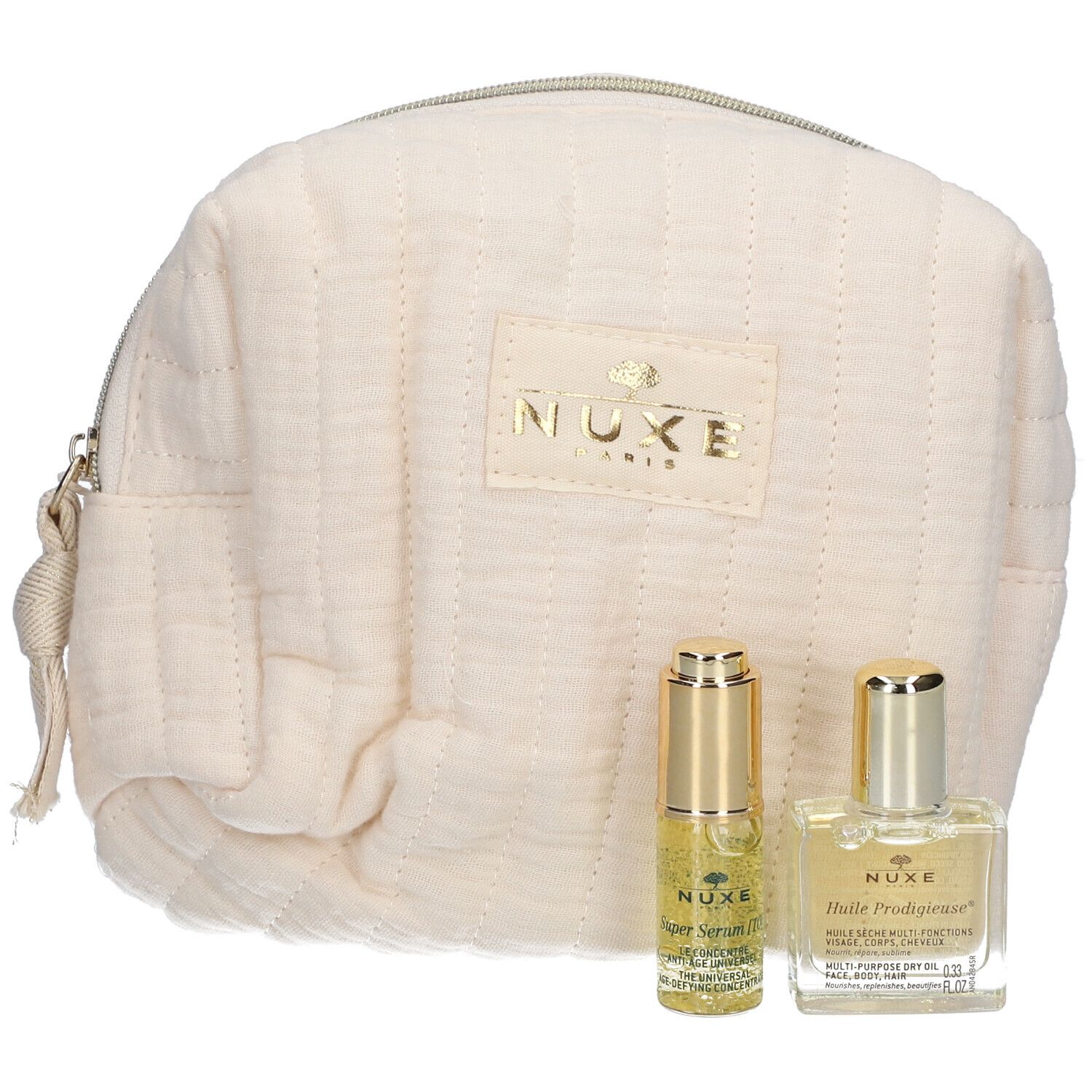 Beige Kosmetiktasche mit Reißverschluss und goldfarbenem Logo. Zwei kleine Flakons mit goldfarbenen Verschlüssen.