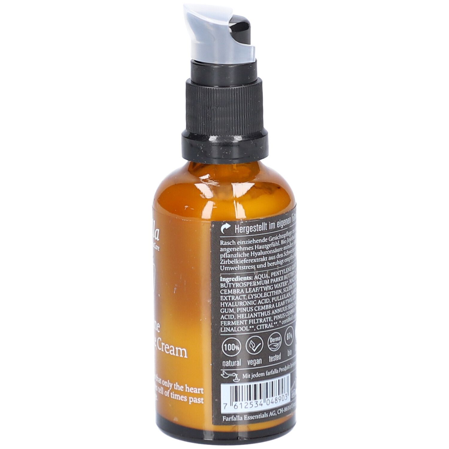 Braune Glasflasche mit Sprühkopf. Etikett mit Inhaltsstoffen und Zertifizierungen. Aufschrift: Farfalla Swiss Pine Hyaluron Face Cream.
