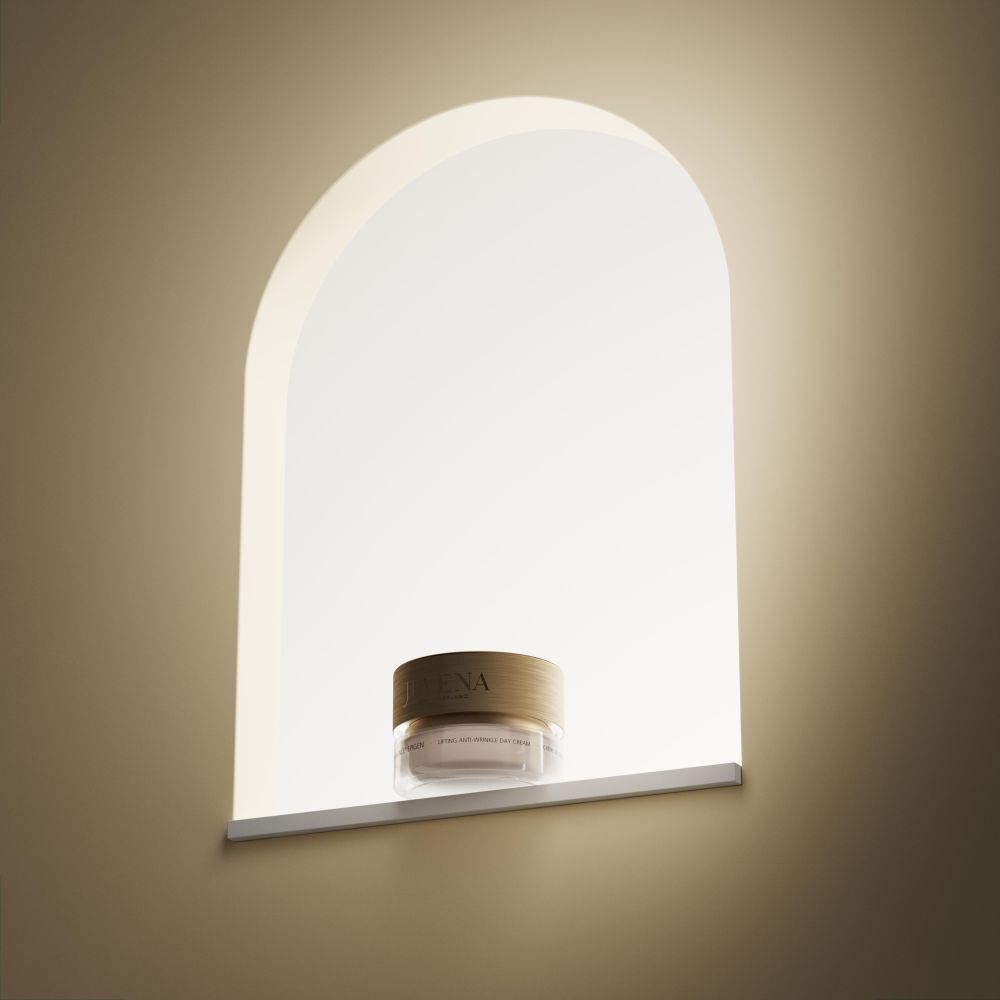 Creme-Tiegel in einer Nische. Aufschrift: JUVENA. Produktbezeichnung: Juvenance Epigen.