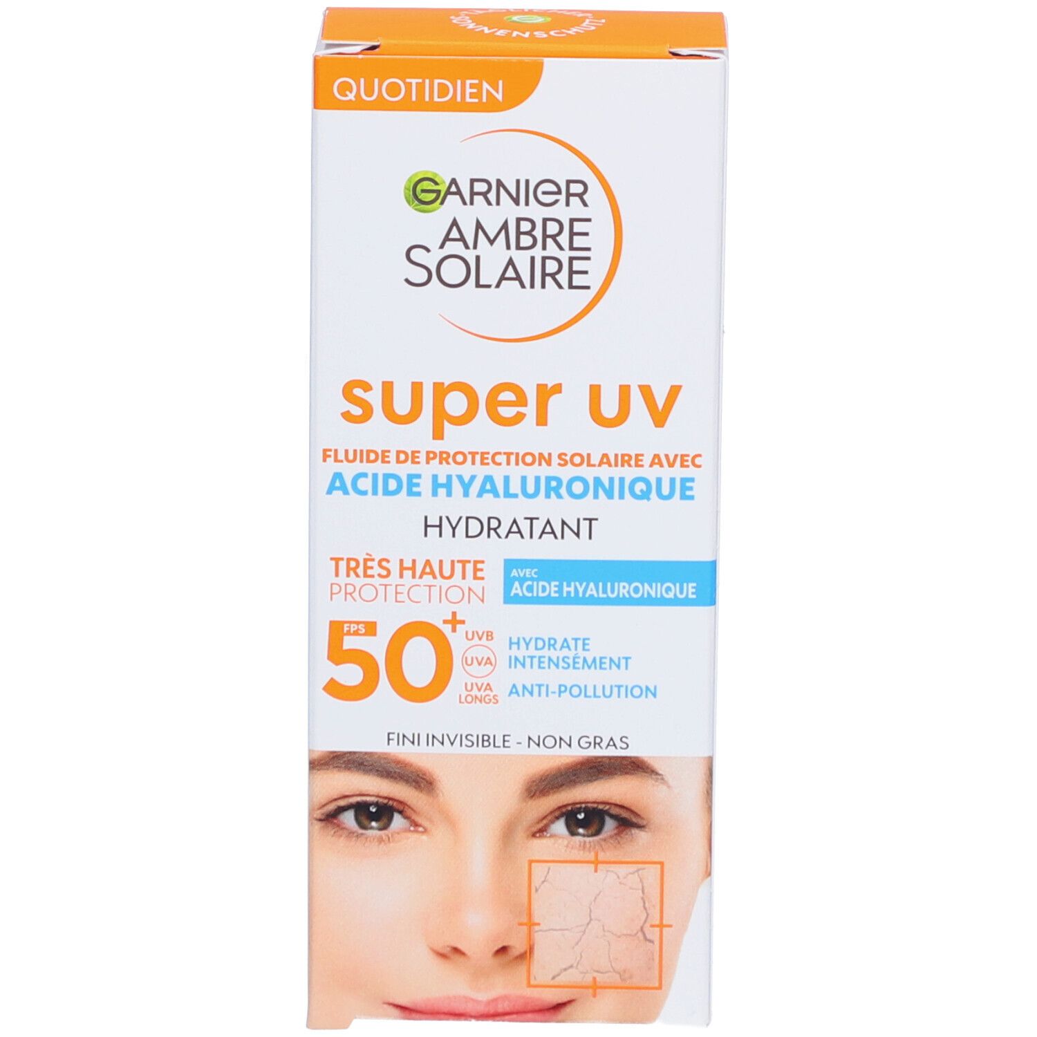 Verpackung Garnier Ambre Solaire Super UV Sonnenschutz-Fluid. Text: SPF 50+, Hyaluronsäure, feuchtigkeitsspendend.