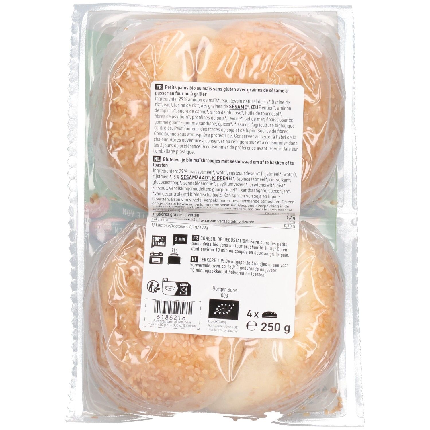 Verpackung mit vier runden, hellbraunen glutenfreien Burger-Buns, bestreut mit Sesam.