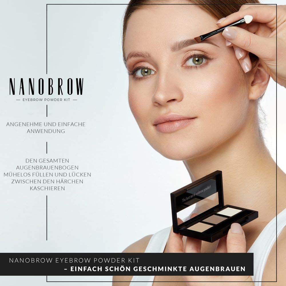 Frau schminkt Augenbraue mit NANOBROW Eyebrow Powder Kit. Schwarze Palette mit drei Farbtönen. Text.