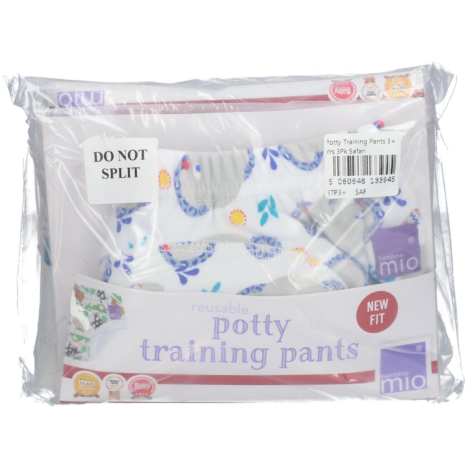 Wiederverwendbare Trainingshose in Verpackung. Weiß mit Safari-Muster. Sichtbar: "mio"-Logo und "Potty Training Pants".