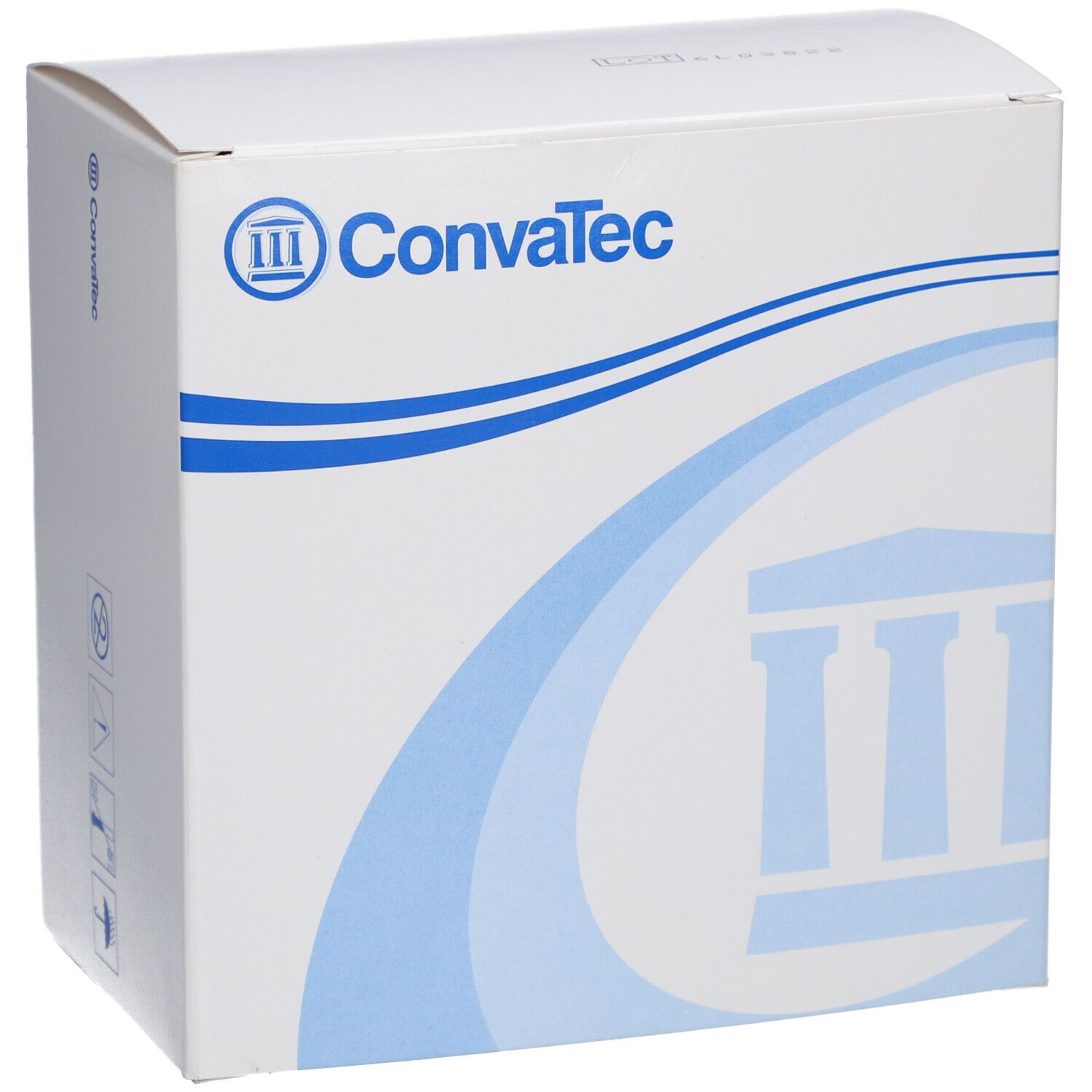 Weiße Verpackung mit blauem Logo Convatec. Schräge Ansicht der Verpackung.