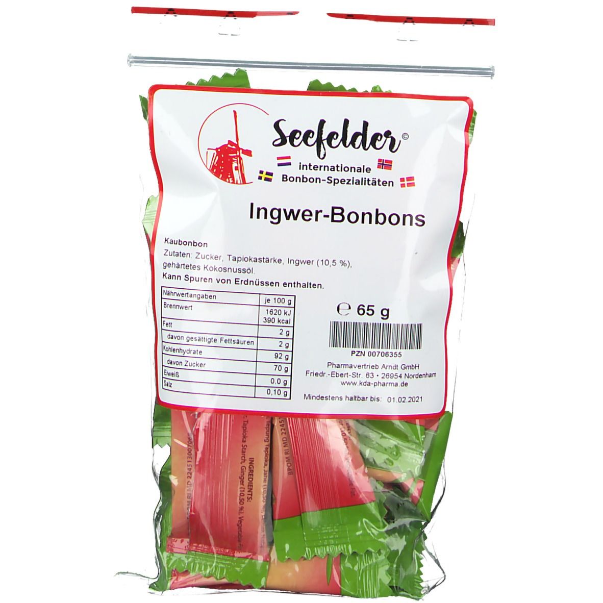 Beutel mit Ingwer-Bonbons. Aufschrift "Seefelder". Nährwertangaben und Gewicht 65 g. Einzeln verpackte Bonbons sichtbar.