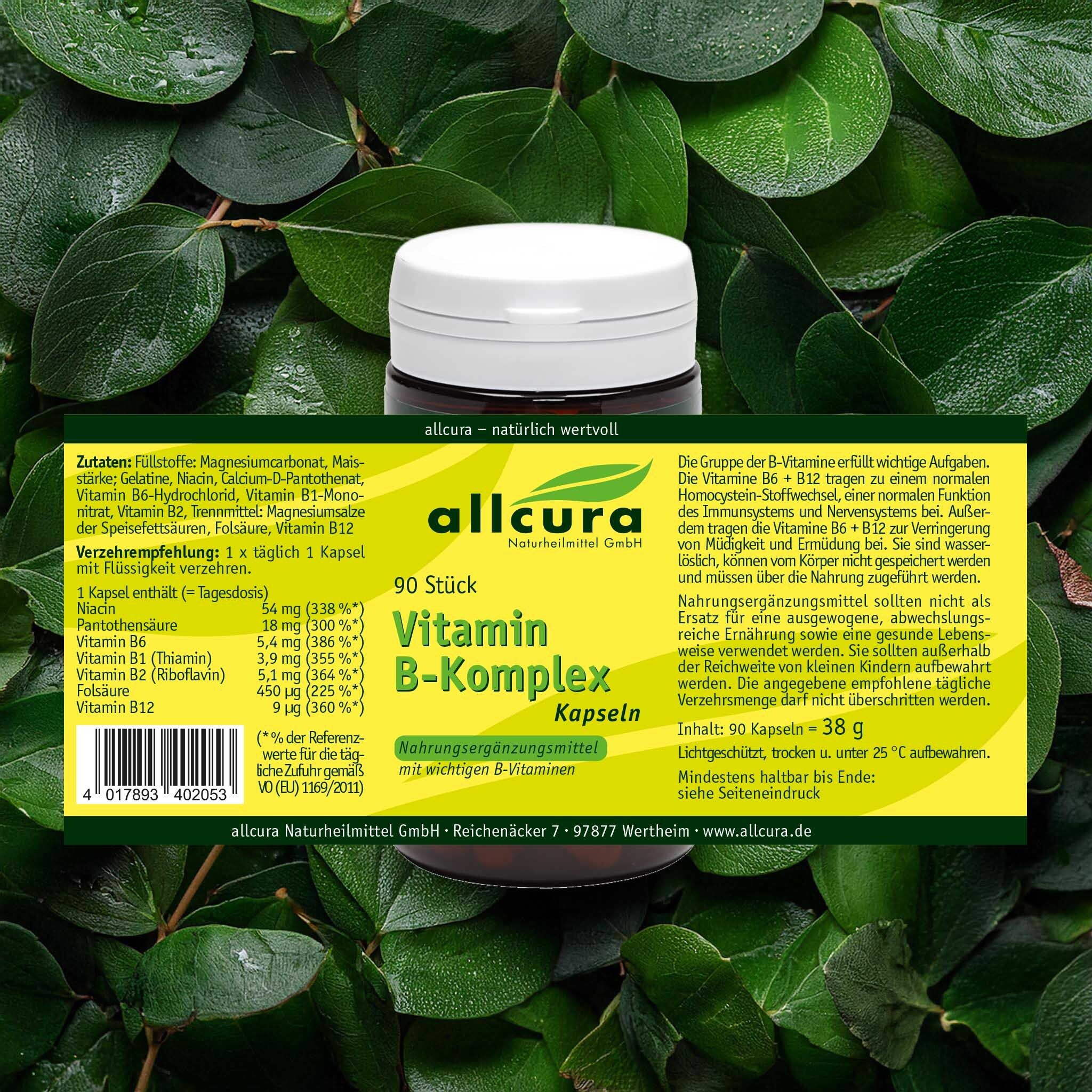 Dose allcura Vitamin B-Komplex Kapseln. Rückseite mit Inhaltsstoffen und Nährwertangaben. Grüner Hintergrund.
