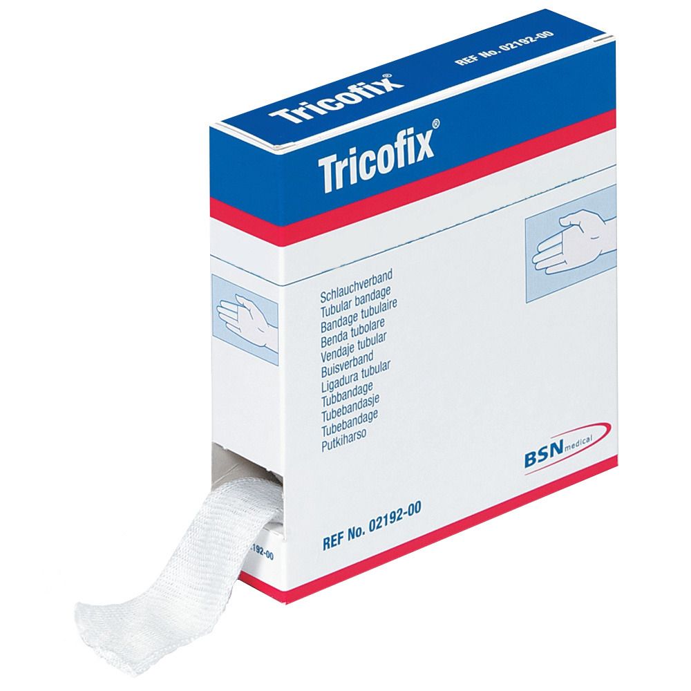 Tricofix-Verband in Spenderbox. Weißes, gerolltes Band wird aus der Box gezogen. Box mit blauer und roter Beschriftung.