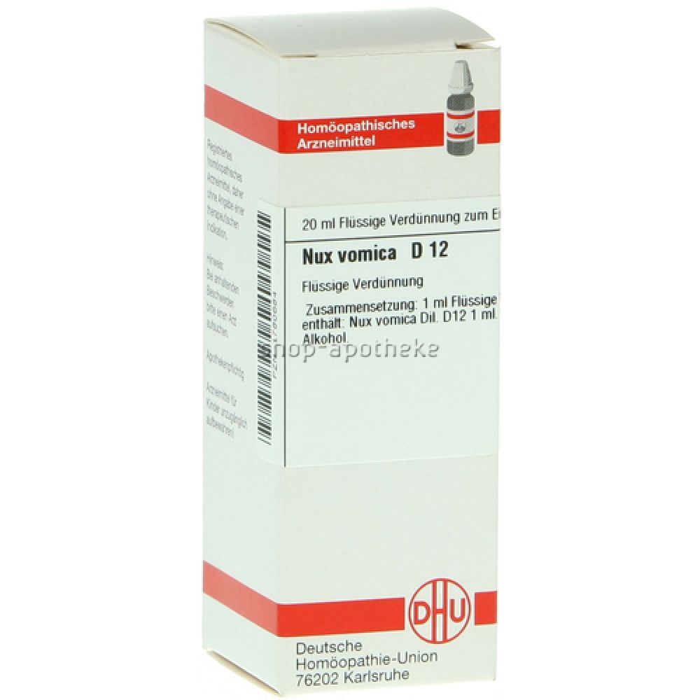 Weiße Schachtel mit rotem Streifen und Text. Enthält eine Flasche. Aufschrift: Nux vomica D 12, Deutsche Homöopathie-Union.