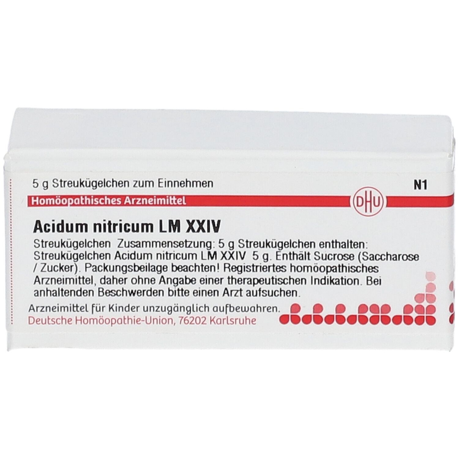 Weiße Schachtel mit roter Schrift und DHU-Logo. Beschriftung: Acidum nitricum LM XXIV, 5 g Streukügelchen.