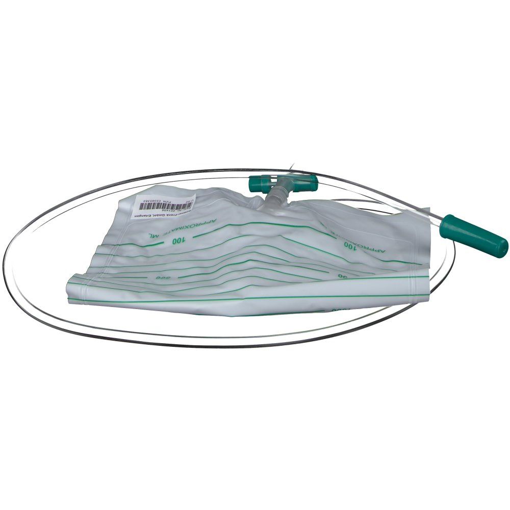 Urin-Auffangbeutel mit grünen Markierungen und Anschluss. Auf ovalem Hintergrund.