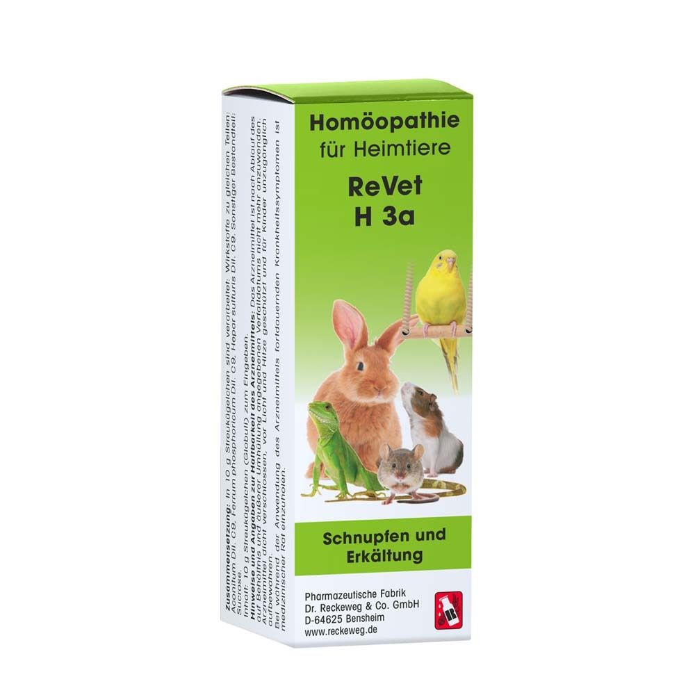Grüne Produktverpackung mit Tiermotiven. Produktname: ReVet H 3a. Text: Schnupfen und Erkältung. Homöopathie für Heimtiere.