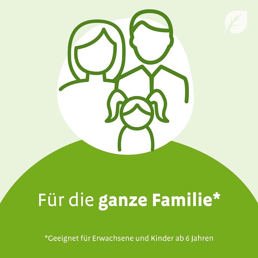 Grafik: Familie. Text: Für die ganze Familie. Grüner Hintergrund mit Blatt-Logo.