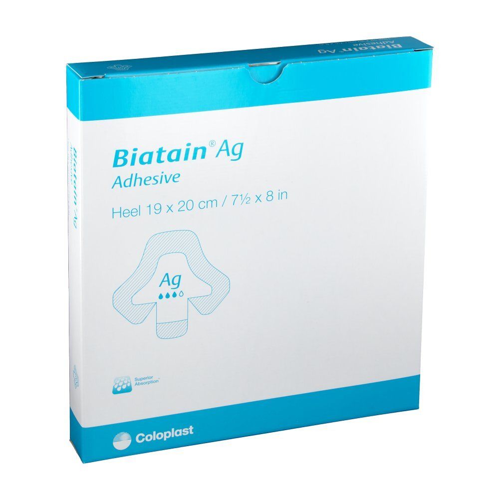 Verpackung von BIATAIN® Ag Schaumverband. Weiß-blaue Schachtel mit Produktbezeichnung und Abbildung des Verbands.