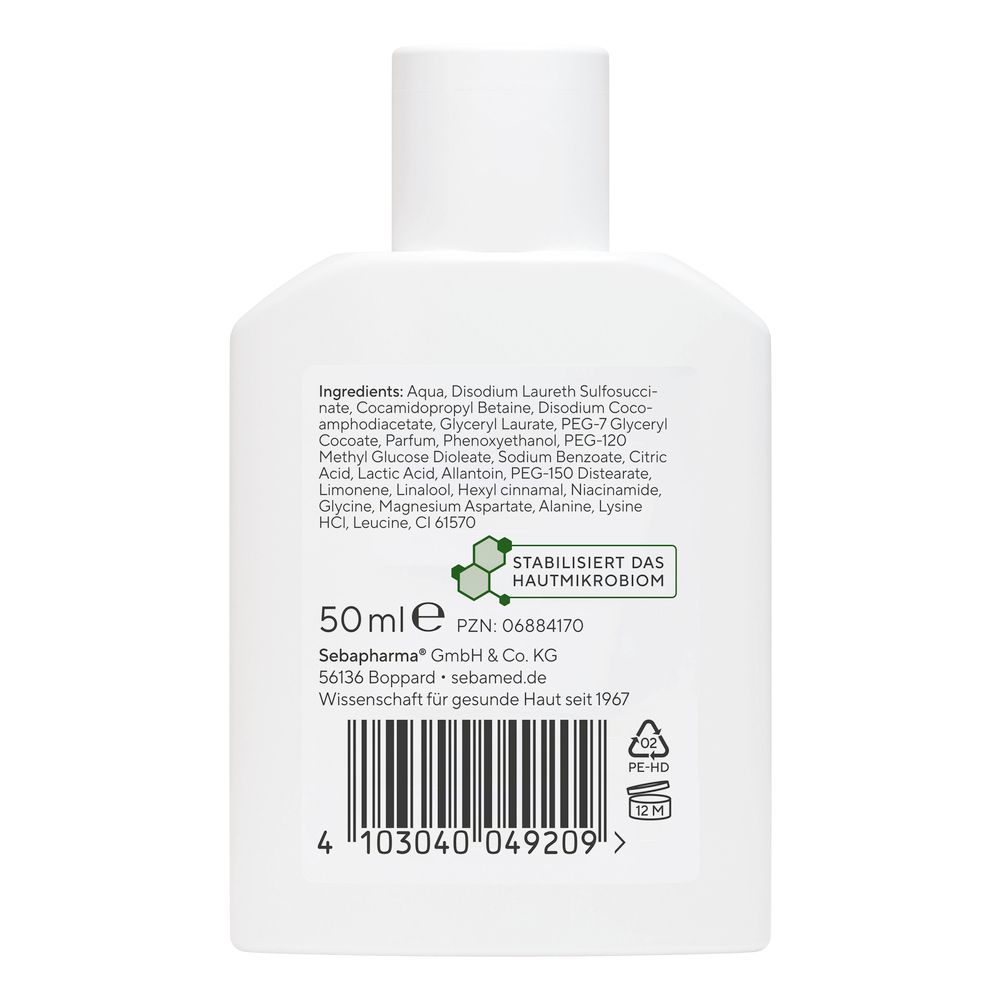 Rückseite einer weißen Flasche. Enthält Inhaltsstoffe, 50ml, Barcode und Recycling-Symbole. Text: 'Stabilisiert das Hautmikrobiom'.