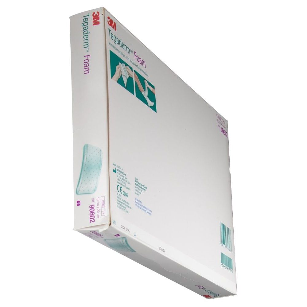 Schräg gestellte Verpackung von Tegaderm Foam. Aufdrucke: 3M, Tegaderm Foam, 90602. Illustration der Anwendung.